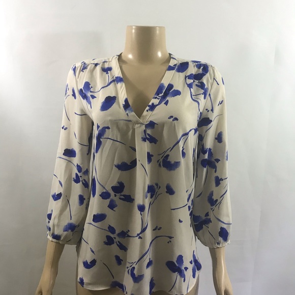 Adrienne Vittadini Tops - ADRIENNE VITTADINI 💄💋stylish Beautiful blouse